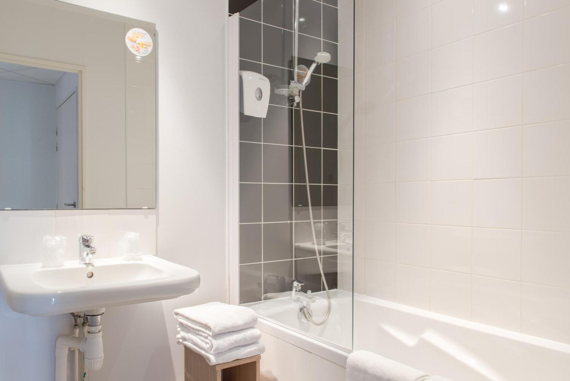 Hotel Eco La Rochelle Centre Les Minimes Buitenkant foto